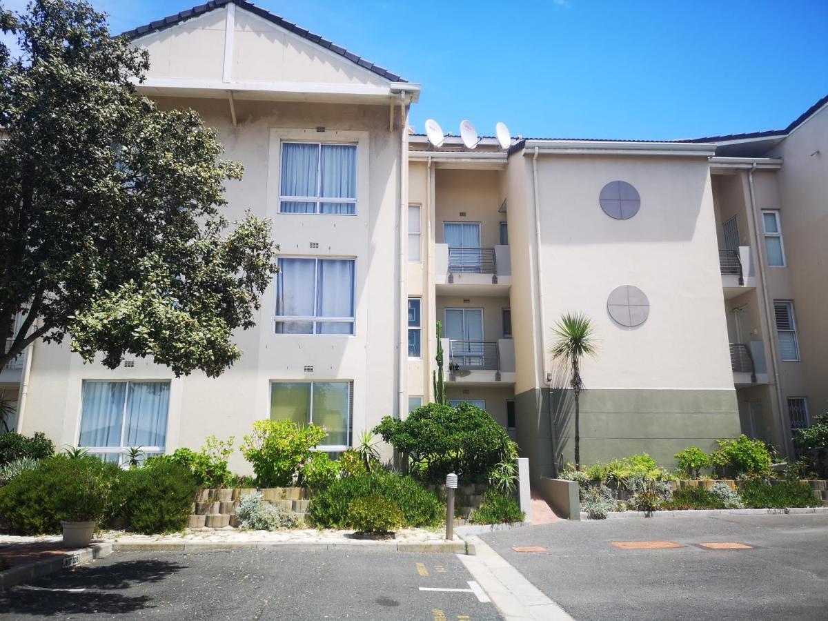 Cape Town Family Beachfront Apartment Leisure Bay Dış mekan fotoğraf
