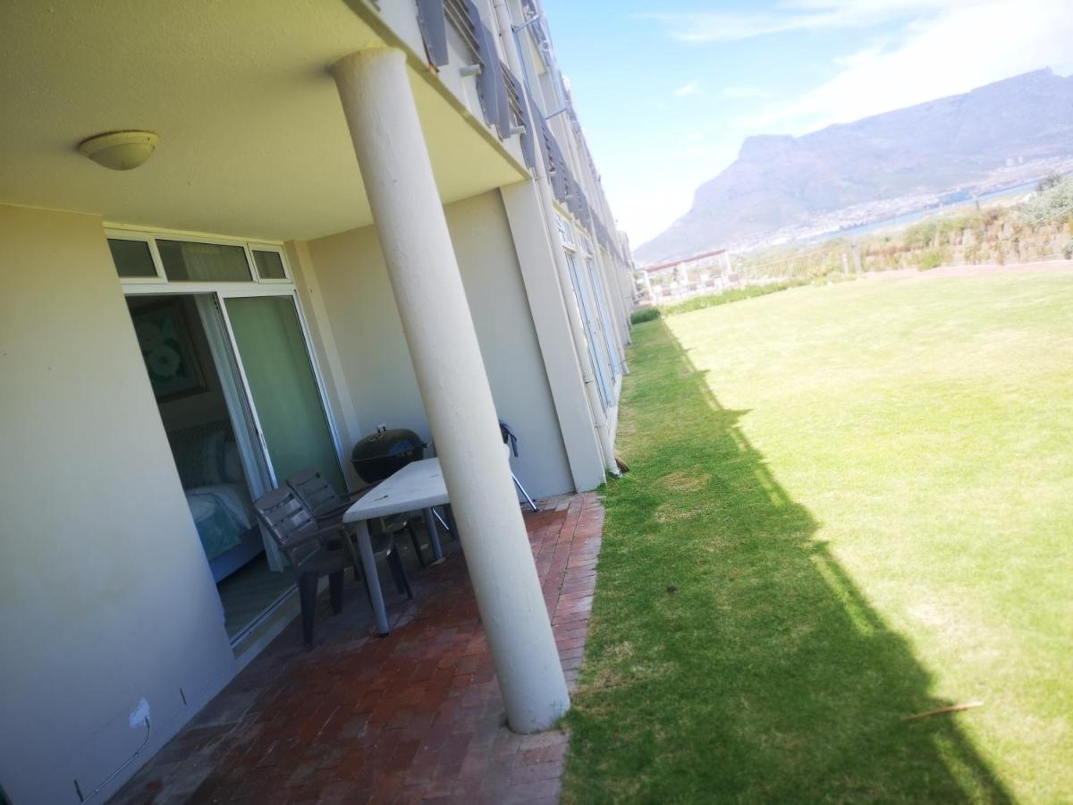 Cape Town Family Beachfront Apartment Leisure Bay Dış mekan fotoğraf