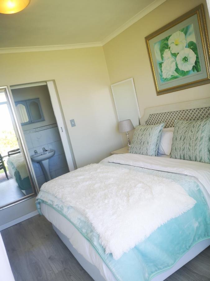 Cape Town Family Beachfront Apartment Leisure Bay Dış mekan fotoğraf