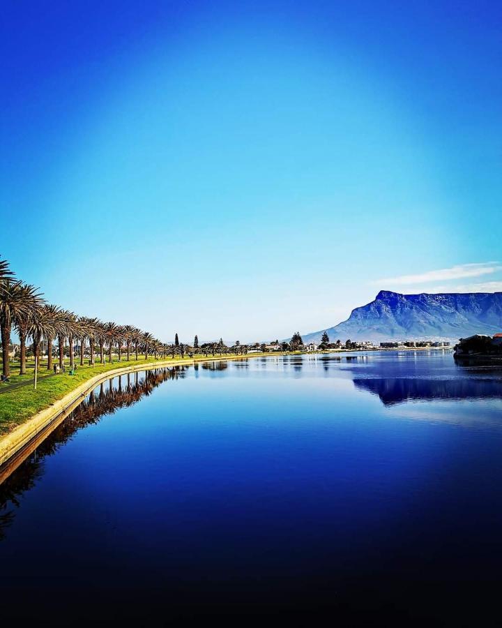 Cape Town Family Beachfront Apartment Leisure Bay Dış mekan fotoğraf
